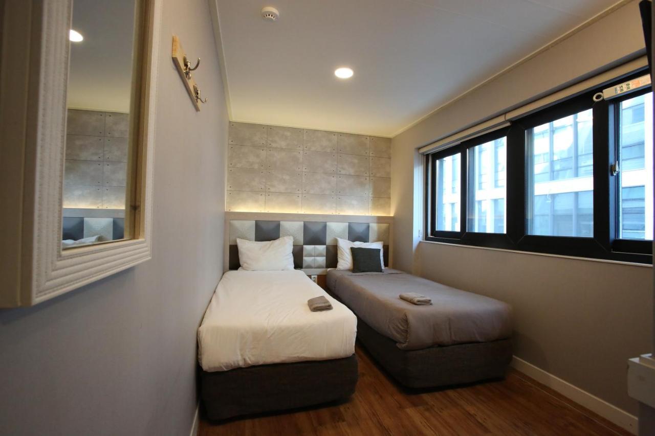 K-Guesthouse Seomyeon 1 ปูซาน ภายนอก รูปภาพ