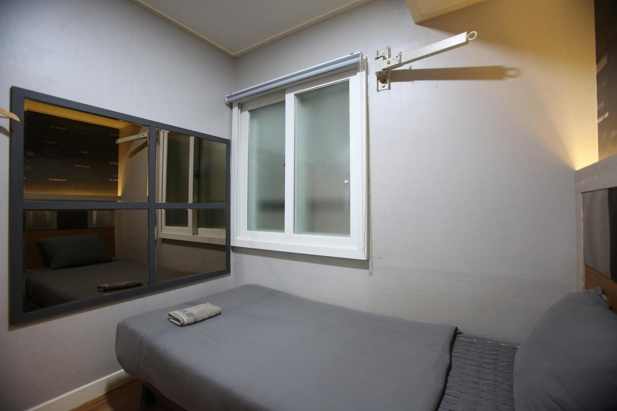 K-Guesthouse Seomyeon 1 ปูซาน ภายนอก รูปภาพ