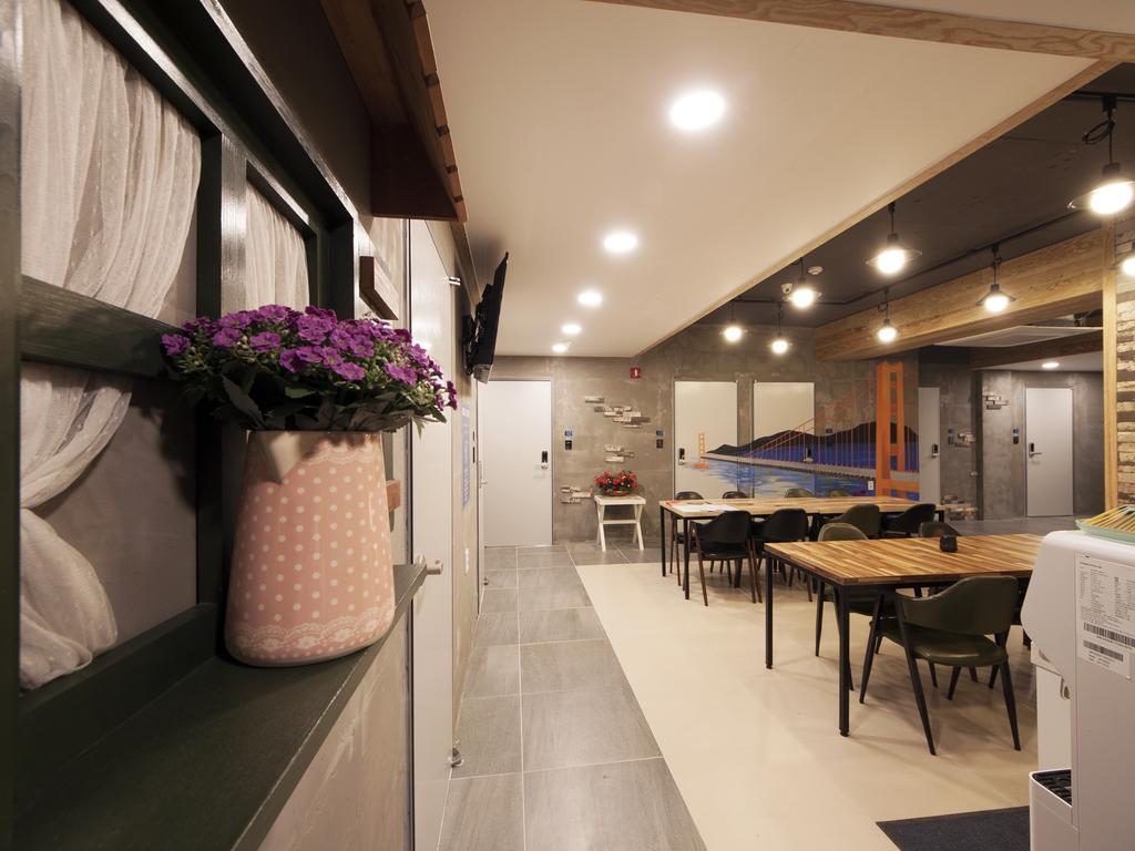 K-Guesthouse Seomyeon 1 ปูซาน ภายนอก รูปภาพ